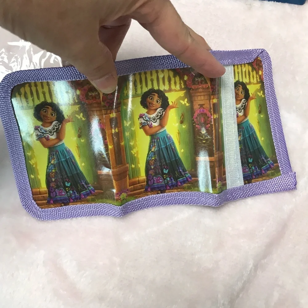 ✨✨5/$10✨✨ Disney Encanto Trifold Girls Boys Kids Wallet, Velcro BRAND NEW